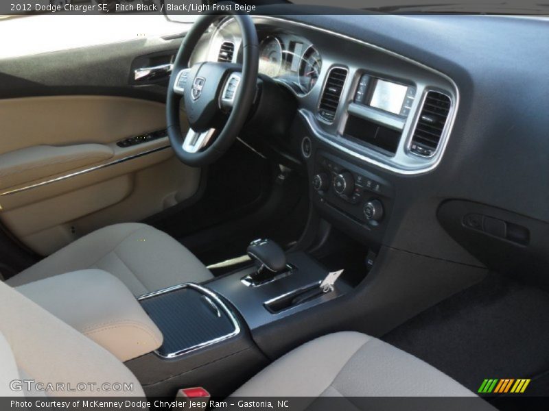 Pitch Black / Black/Light Frost Beige 2012 Dodge Charger SE