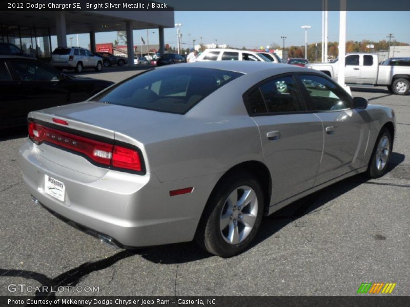 Bright Silver Metallic / Black 2012 Dodge Charger SE