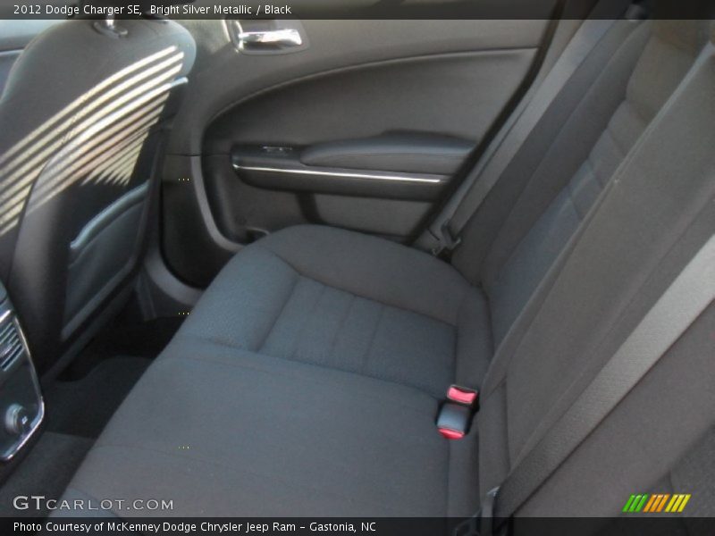 Bright Silver Metallic / Black 2012 Dodge Charger SE