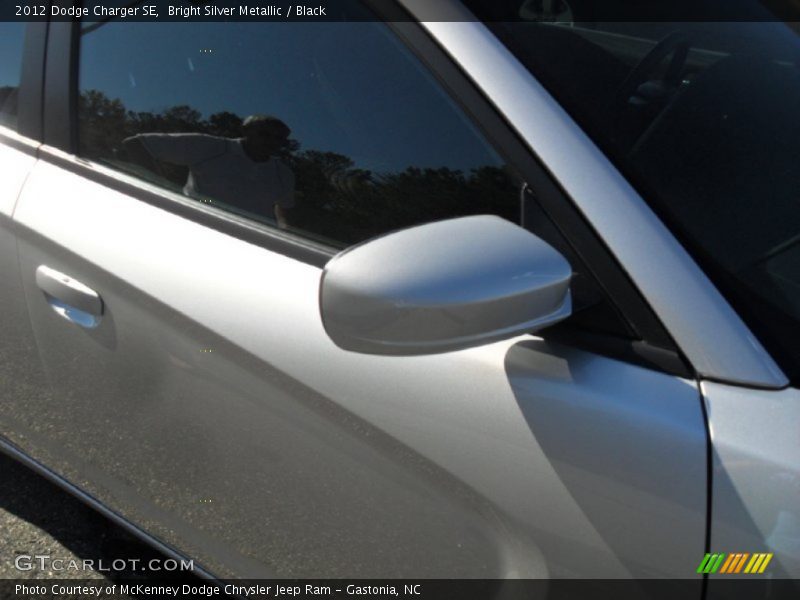 Bright Silver Metallic / Black 2012 Dodge Charger SE