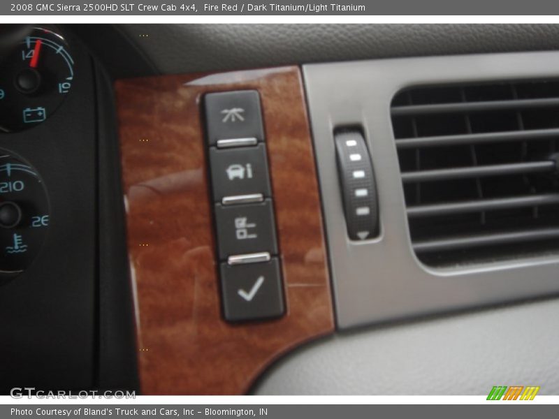 Fire Red / Dark Titanium/Light Titanium 2008 GMC Sierra 2500HD SLT Crew Cab 4x4