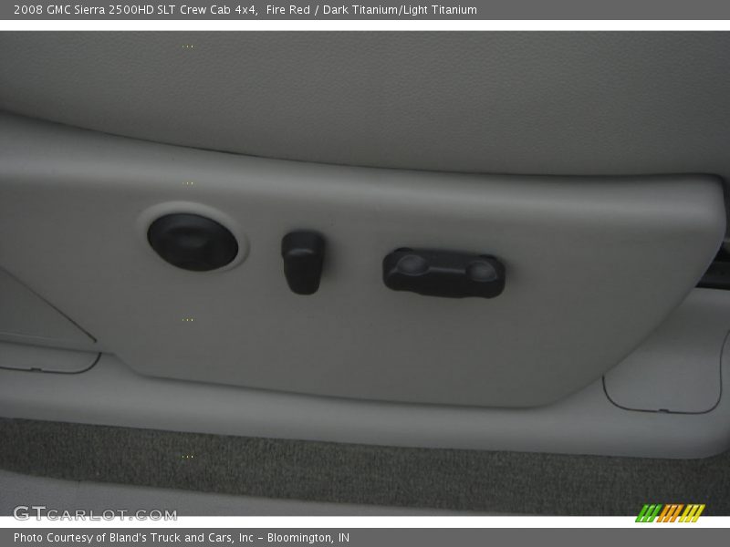 Fire Red / Dark Titanium/Light Titanium 2008 GMC Sierra 2500HD SLT Crew Cab 4x4