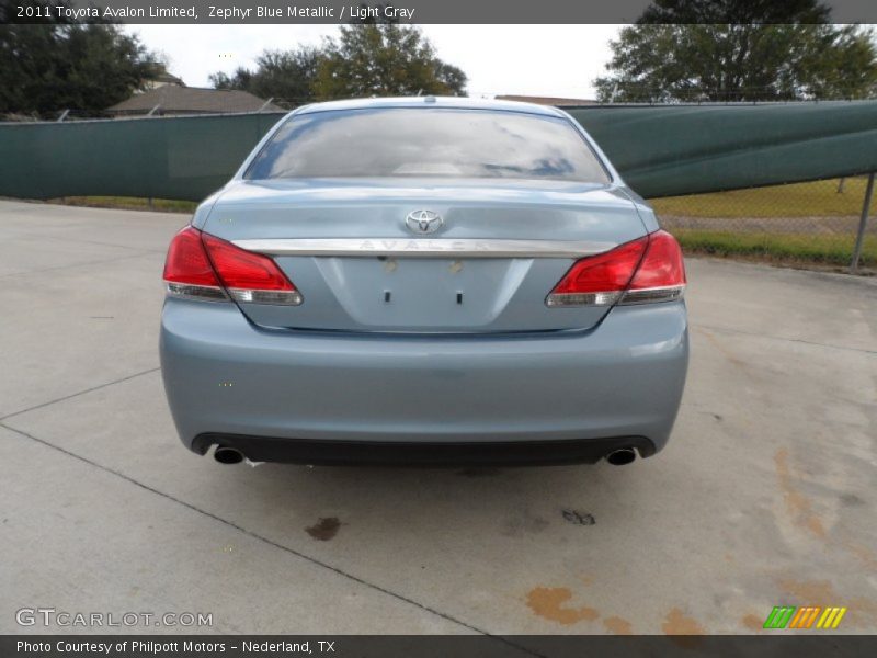 Zephyr Blue Metallic / Light Gray 2011 Toyota Avalon Limited