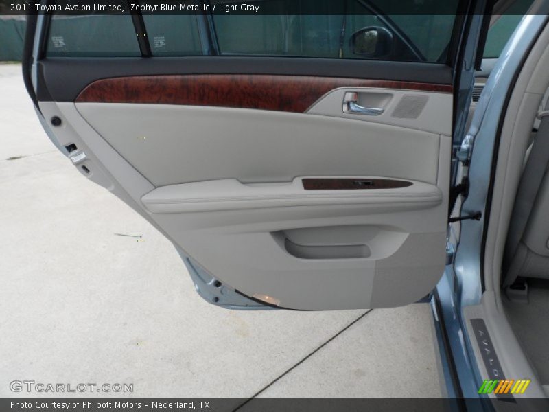 Zephyr Blue Metallic / Light Gray 2011 Toyota Avalon Limited