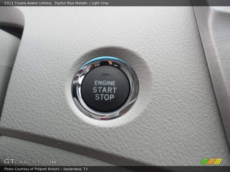 Zephyr Blue Metallic / Light Gray 2011 Toyota Avalon Limited
