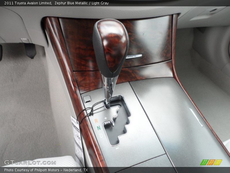 Zephyr Blue Metallic / Light Gray 2011 Toyota Avalon Limited