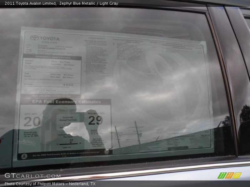 Zephyr Blue Metallic / Light Gray 2011 Toyota Avalon Limited