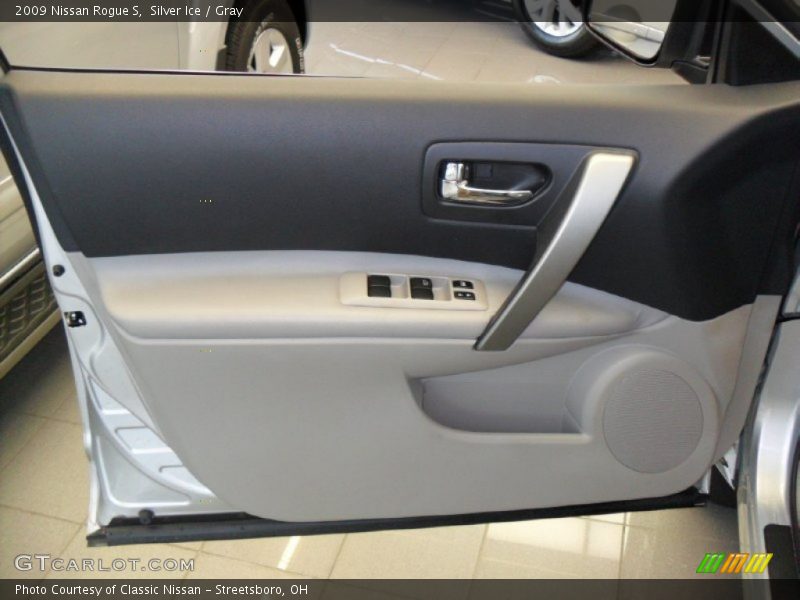 Silver Ice / Gray 2009 Nissan Rogue S
