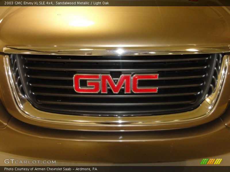  2003 Envoy XL SLE 4x4 Logo