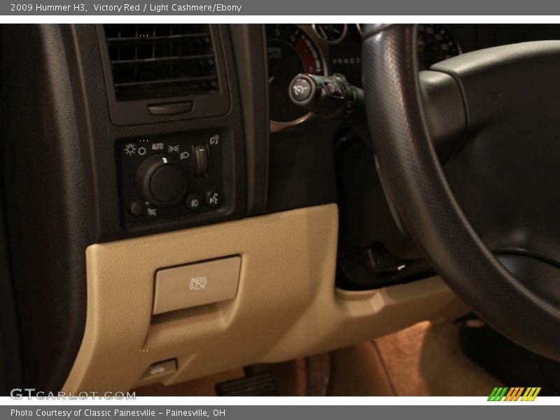 Victory Red / Light Cashmere/Ebony 2009 Hummer H3