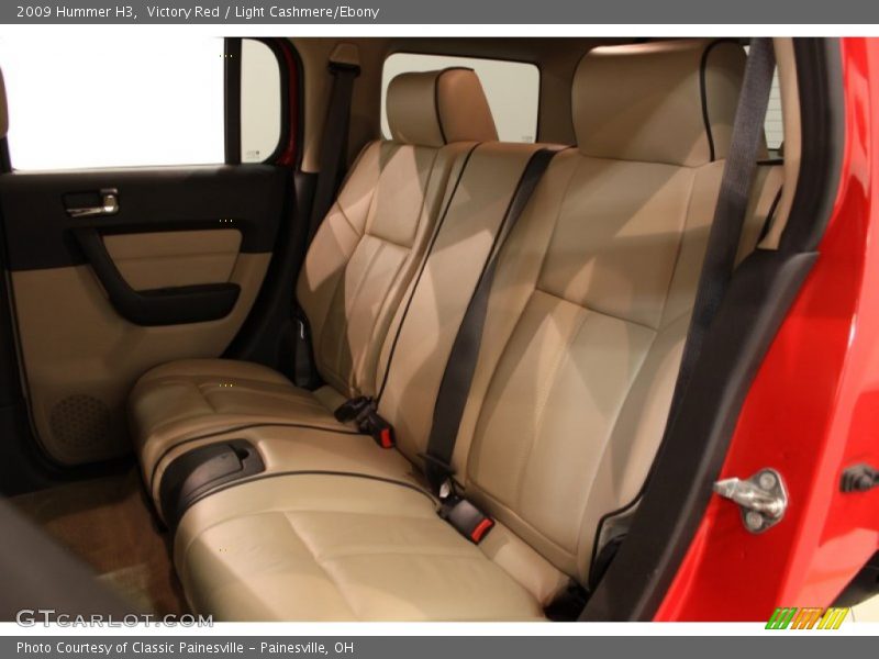 Victory Red / Light Cashmere/Ebony 2009 Hummer H3