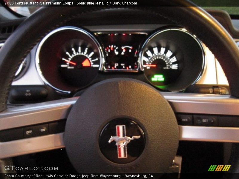 Sonic Blue Metallic / Dark Charcoal 2005 Ford Mustang GT Premium Coupe