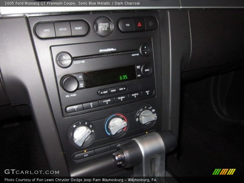 Controls of 2005 Mustang GT Premium Coupe