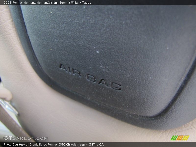 Summit White / Taupe 2003 Pontiac Montana MontanaVision