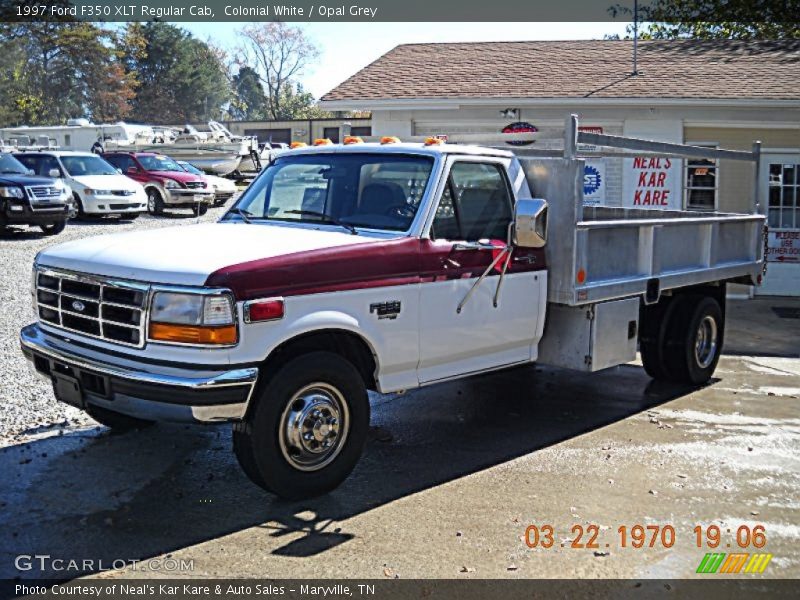 Colonial White / Opal Grey 1997 Ford F350 XLT Regular Cab