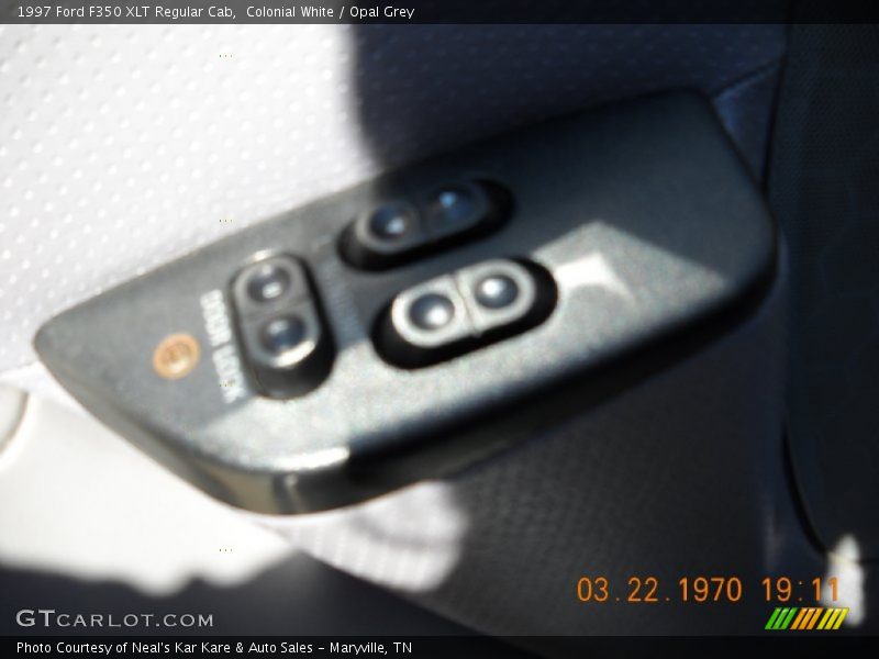 Colonial White / Opal Grey 1997 Ford F350 XLT Regular Cab