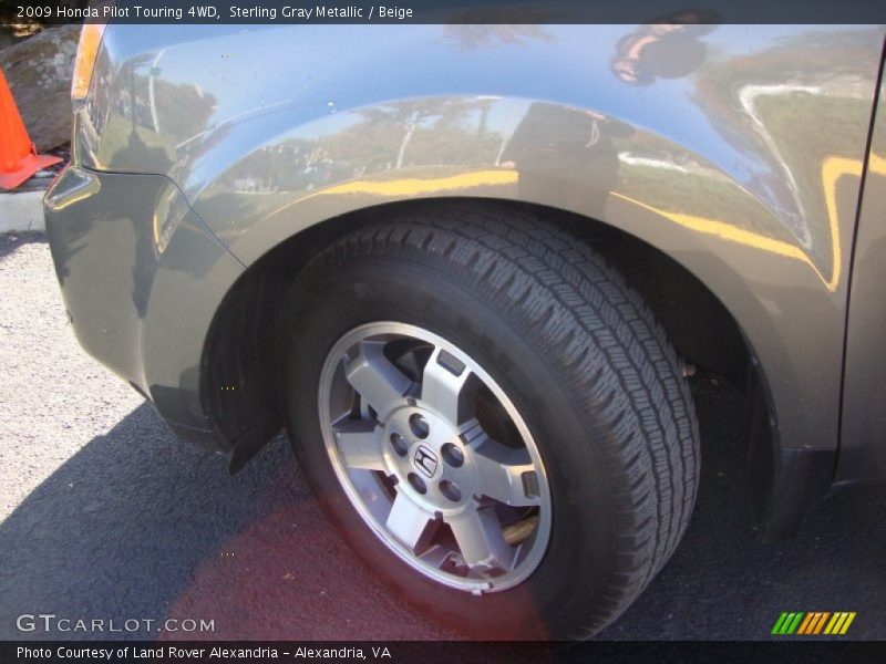 Sterling Gray Metallic / Beige 2009 Honda Pilot Touring 4WD