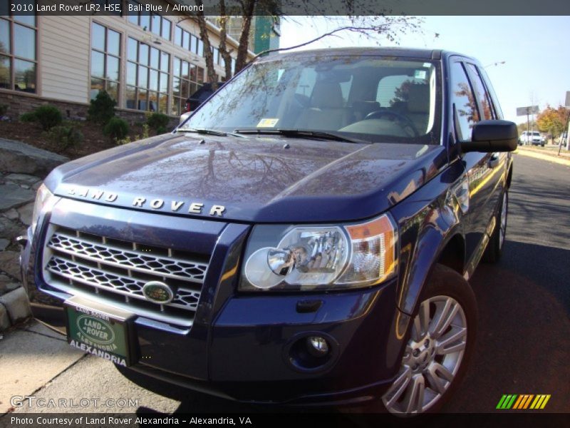 Bali Blue / Almond 2010 Land Rover LR2 HSE
