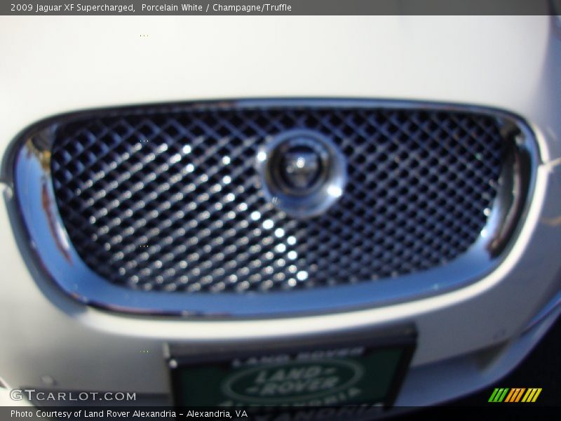 Porcelain White / Champagne/Truffle 2009 Jaguar XF Supercharged