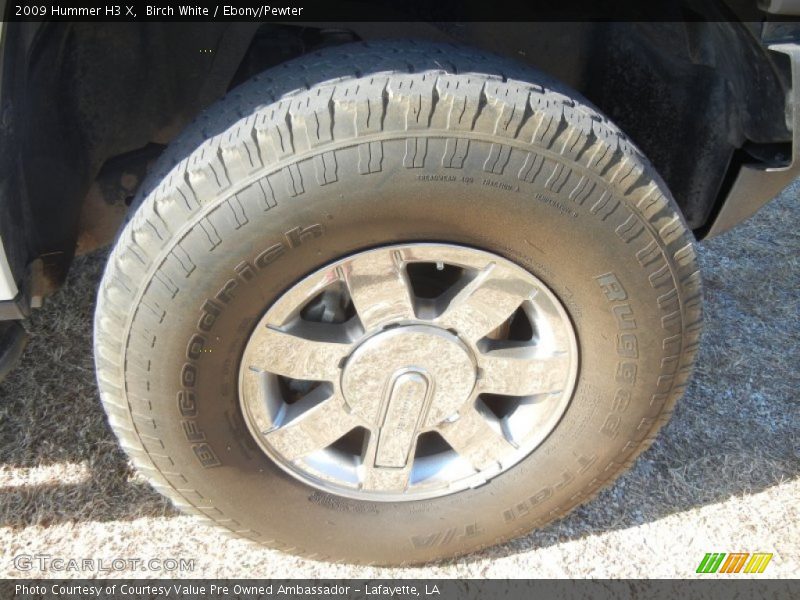 Birch White / Ebony/Pewter 2009 Hummer H3 X