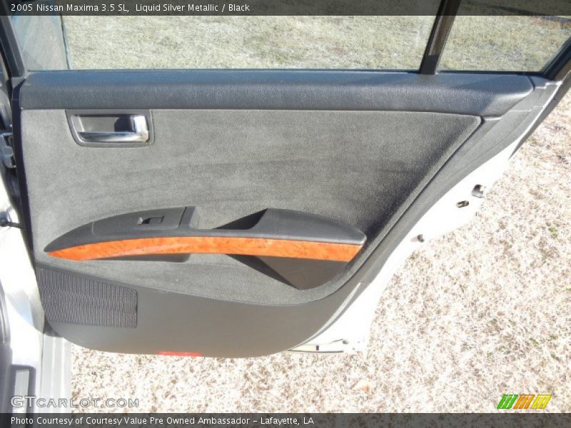 Liquid Silver Metallic / Black 2005 Nissan Maxima 3.5 SL