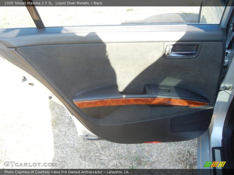 Liquid Silver Metallic / Black 2005 Nissan Maxima 3.5 SL
