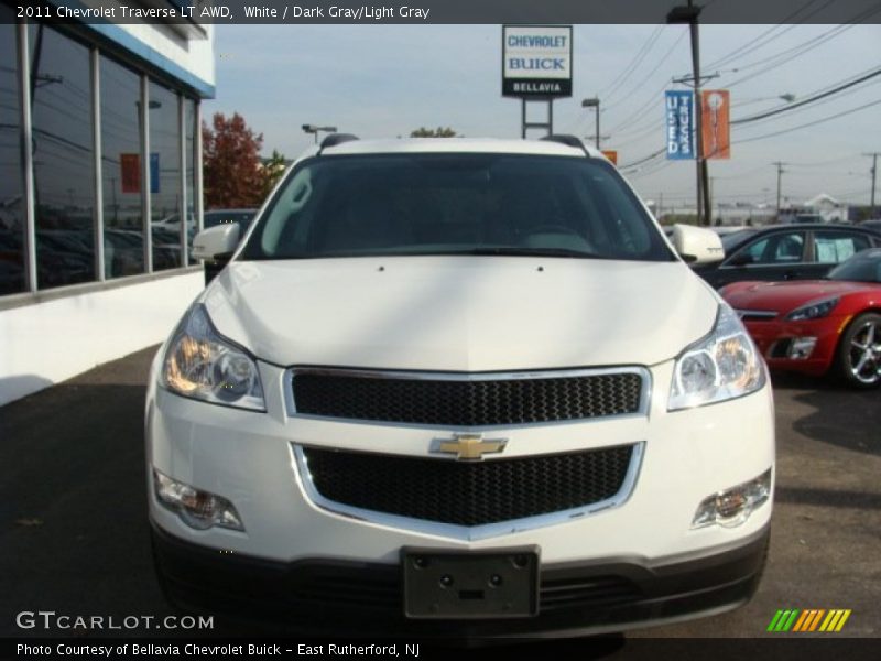White / Dark Gray/Light Gray 2011 Chevrolet Traverse LT AWD