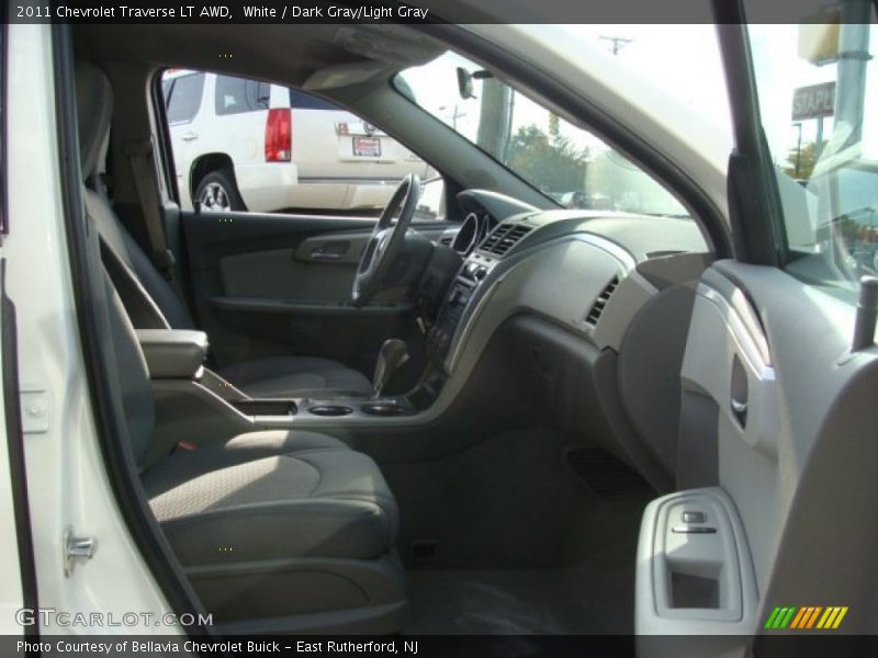 White / Dark Gray/Light Gray 2011 Chevrolet Traverse LT AWD