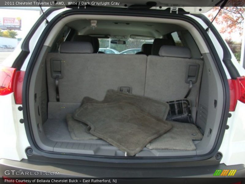 White / Dark Gray/Light Gray 2011 Chevrolet Traverse LT AWD