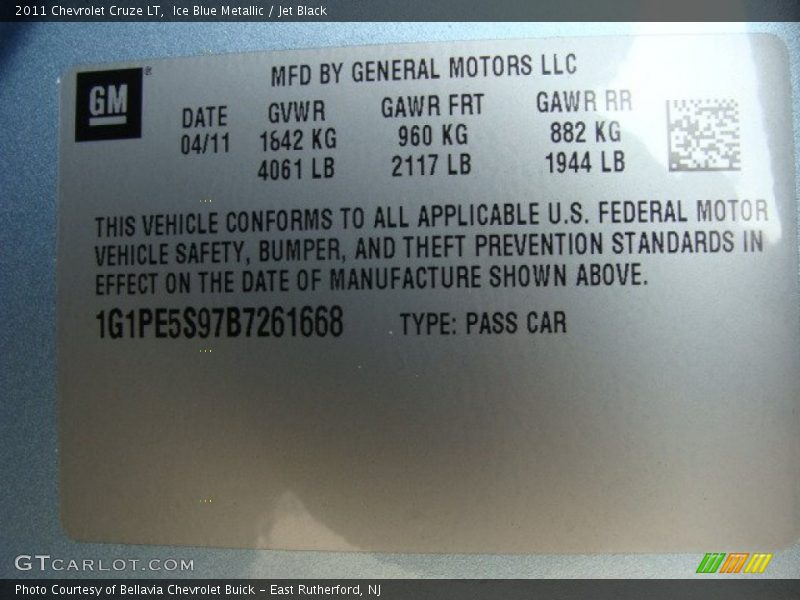 Ice Blue Metallic / Jet Black 2011 Chevrolet Cruze LT