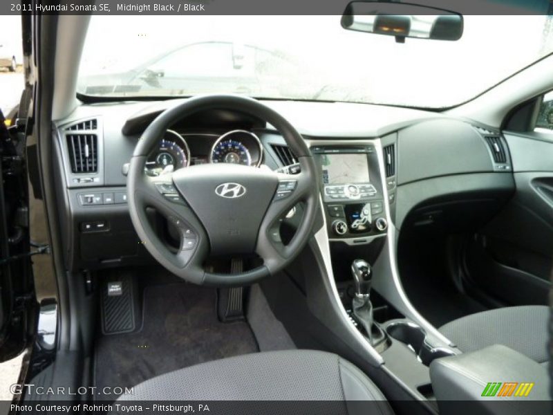 Midnight Black / Black 2011 Hyundai Sonata SE
