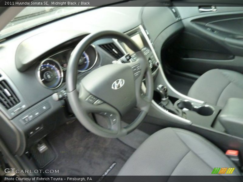 Midnight Black / Black 2011 Hyundai Sonata SE