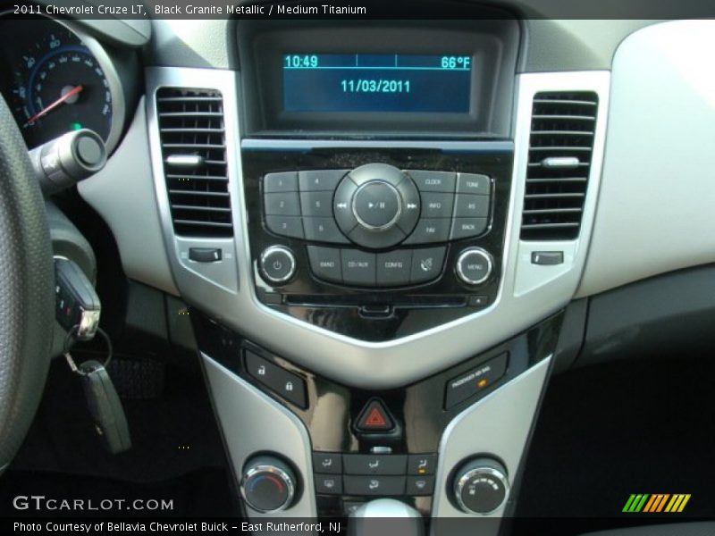 Black Granite Metallic / Medium Titanium 2011 Chevrolet Cruze LT