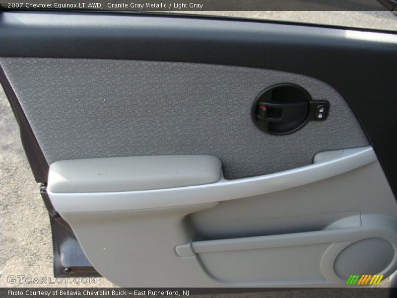 Granite Gray Metallic / Light Gray 2007 Chevrolet Equinox LT AWD