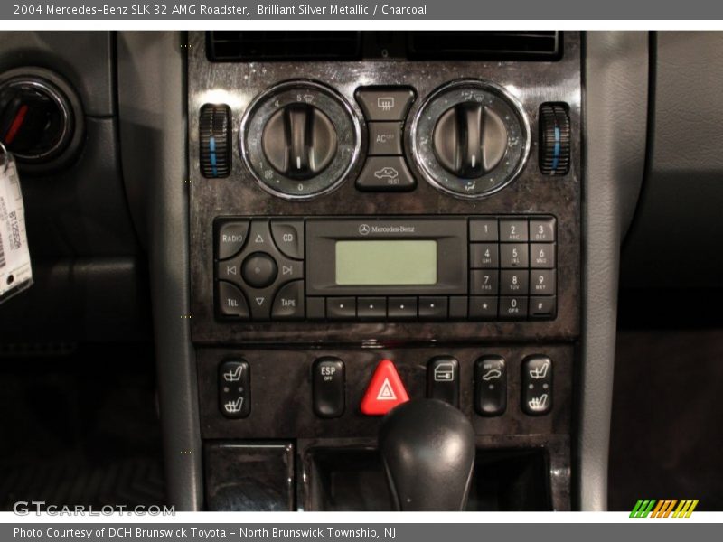 Controls of 2004 SLK 32 AMG Roadster