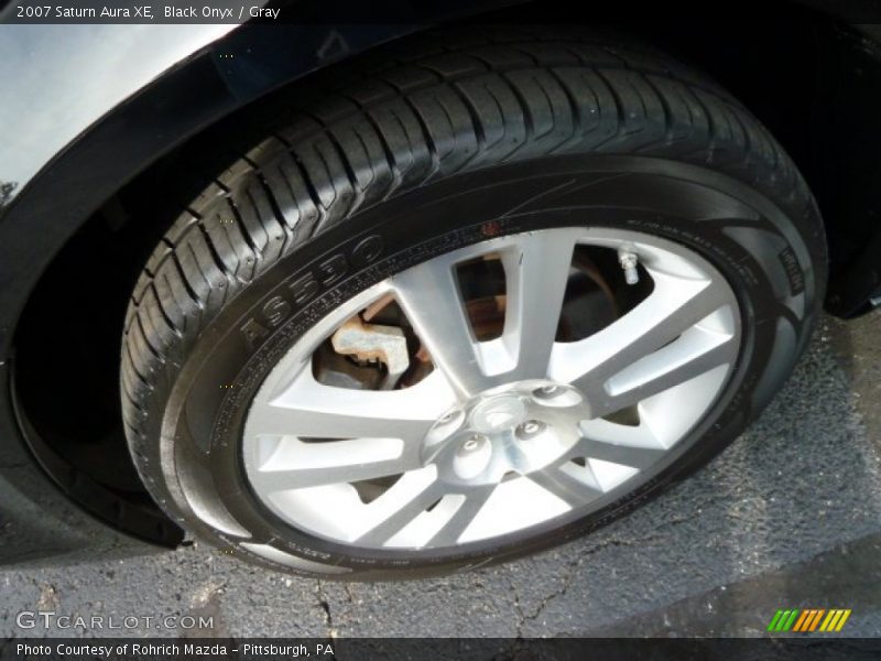 Black Onyx / Gray 2007 Saturn Aura XE