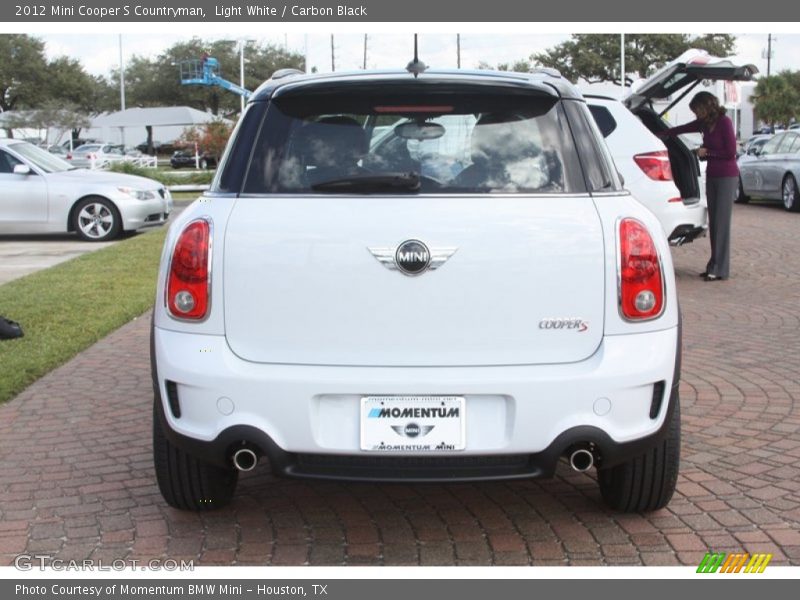 Light White / Carbon Black 2012 Mini Cooper S Countryman