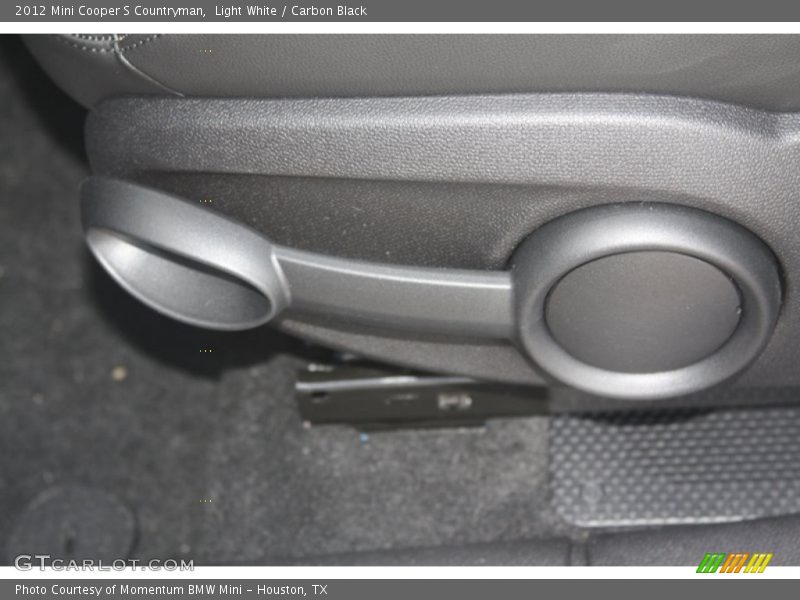 Light White / Carbon Black 2012 Mini Cooper S Countryman