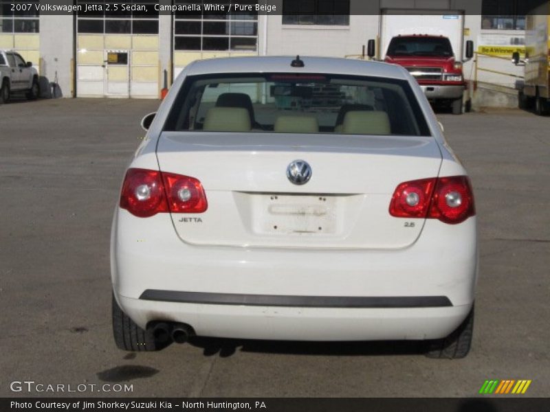 Campanella White / Pure Beige 2007 Volkswagen Jetta 2.5 Sedan