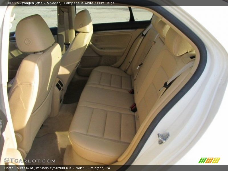 Campanella White / Pure Beige 2007 Volkswagen Jetta 2.5 Sedan