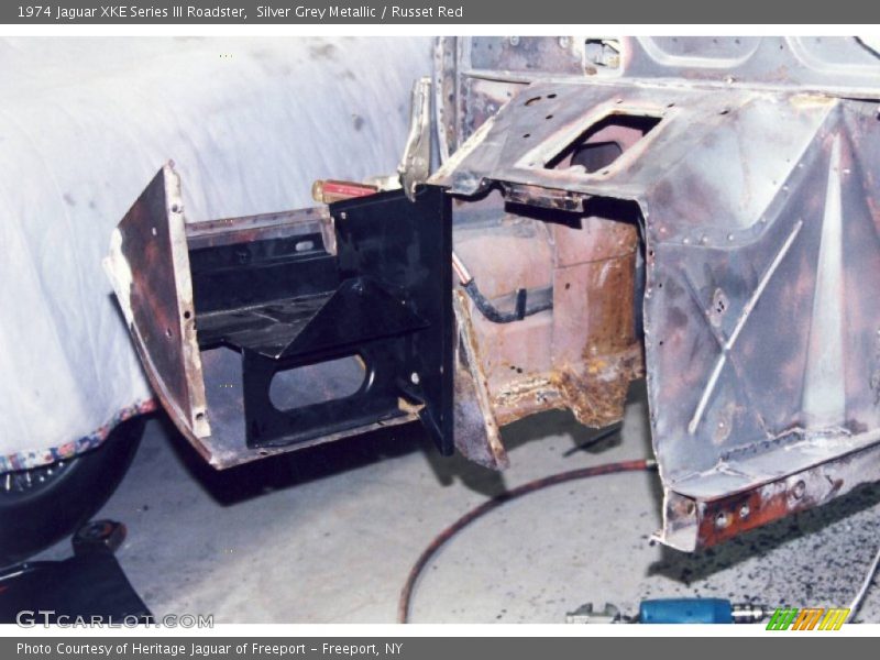 Undercarriage of 1974 XKE Series III Roadster