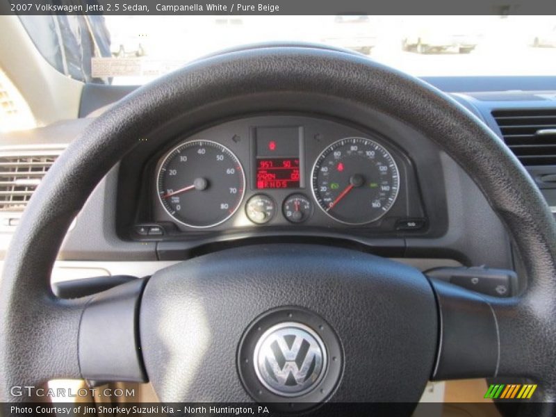 Campanella White / Pure Beige 2007 Volkswagen Jetta 2.5 Sedan