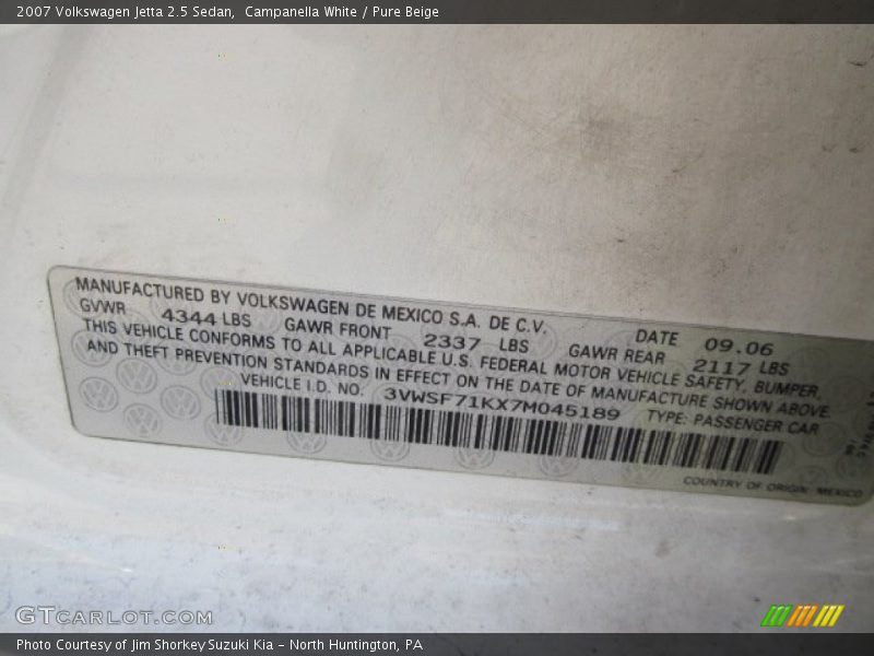 Campanella White / Pure Beige 2007 Volkswagen Jetta 2.5 Sedan
