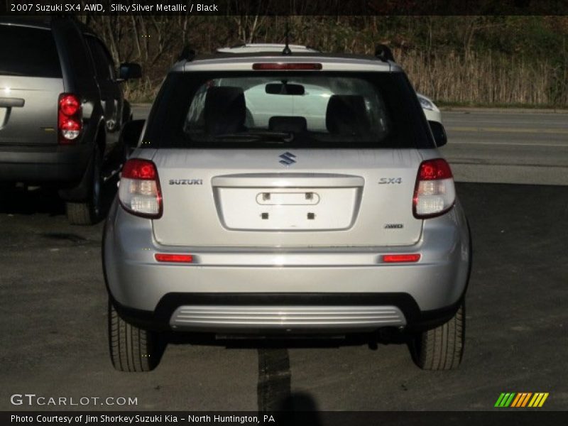 Silky Silver Metallic / Black 2007 Suzuki SX4 AWD