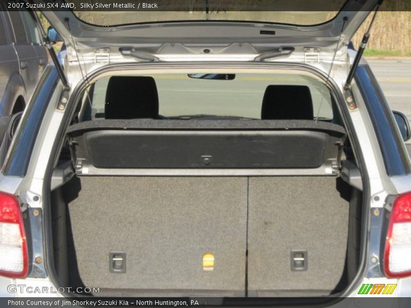 Silky Silver Metallic / Black 2007 Suzuki SX4 AWD