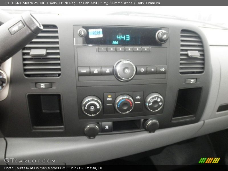 Controls of 2011 Sierra 2500HD Work Truck Regular Cab 4x4 Utility