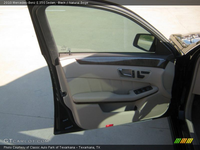 Black / Natural Beige 2010 Mercedes-Benz E 350 Sedan