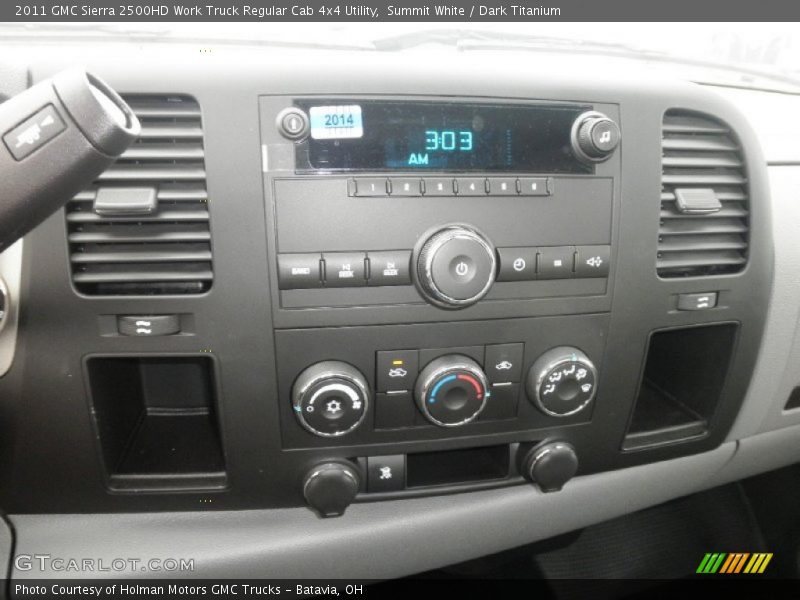 Controls of 2011 Sierra 2500HD Work Truck Regular Cab 4x4 Utility