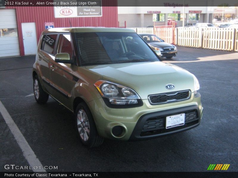Alien Green / Black Soul Logo Cloth 2012 Kia Soul +