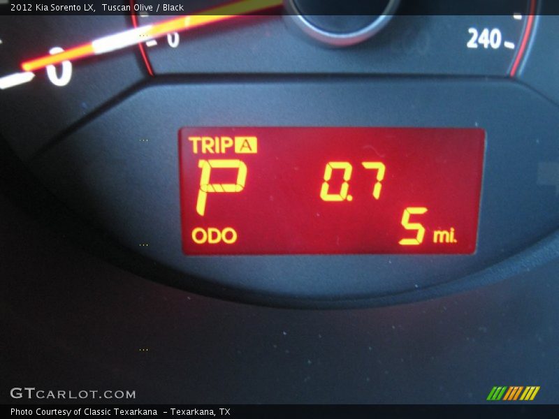 Tuscan Olive / Black 2012 Kia Sorento LX